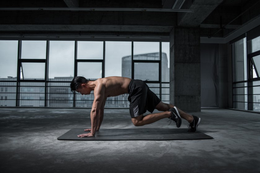 Das richtige Essen, um Dein Krafttraining anzukurbeln | How to eat to bost your strength training